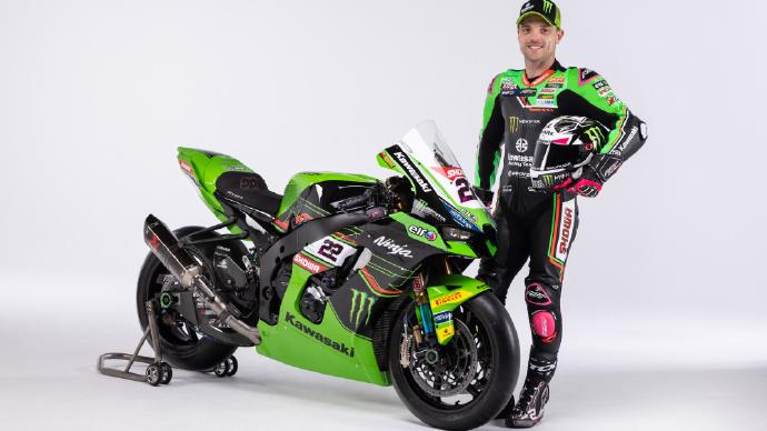 多宁顿公园的“墨尔本发夹弯”是WSBK全年最难刹车区——从时速290公里瞬间降至