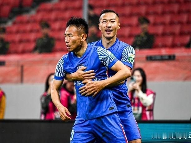 于汉超计划赛季结束退役…据国内媒体消息，现年38岁的前国脚于汉超在履行完今年的工