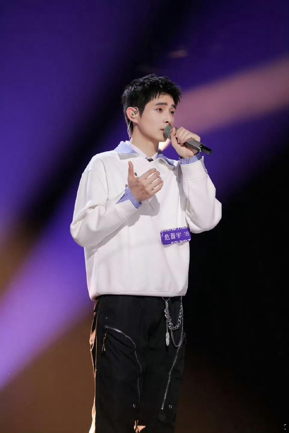 檀健次恭喜危晋宇夺冠榜样的认可，实力的答卷！檀健次暖心打call终迎冠军喜讯，危