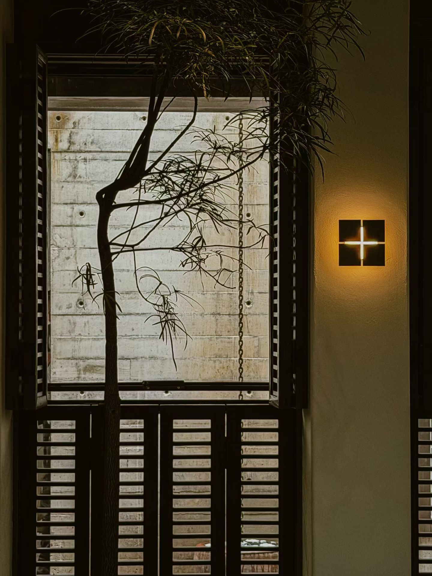 幸福不是大富大贵，是做着喜欢的事，见想见的人。——天相《小句子，大疗愈》我们总以