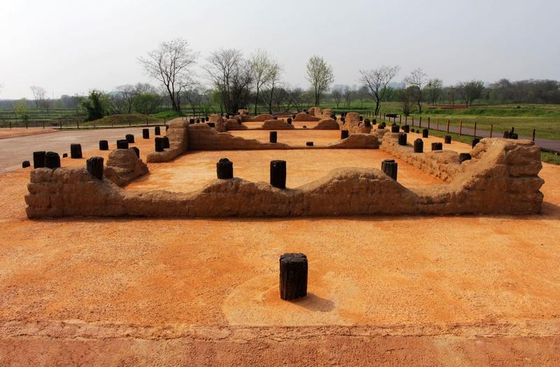 山西频繁发现古代遗址，原因有不少。从地理上看，山西东依太行，西界黄河，北临内蒙古