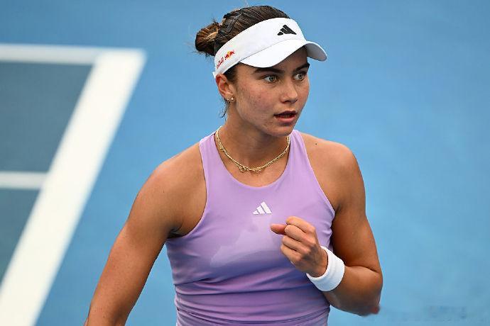 天才少女约维奇再进决赛WTA霍巴特站，18岁的约维奇4-6 6-4 6-1逆转本