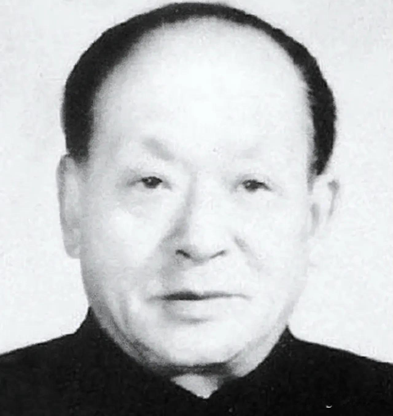 1932年，王盛荣救了毛主席，20年后却因贪污被判死刑，但毛主席不相信，还说：“