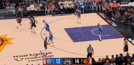 狄龙三分！！也进！！ 