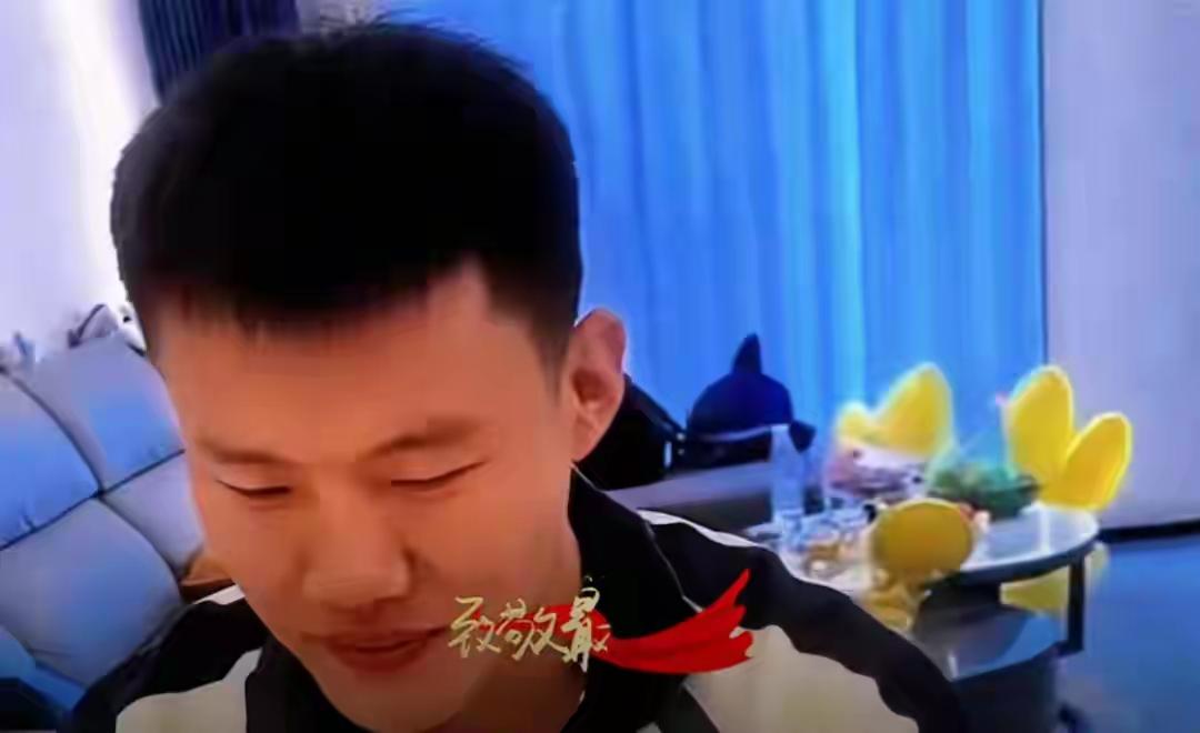 请记住英雄的名字——谢丛欣
安徽亳州蒙城人，中国人民解放军海军陆战队队员，五次获