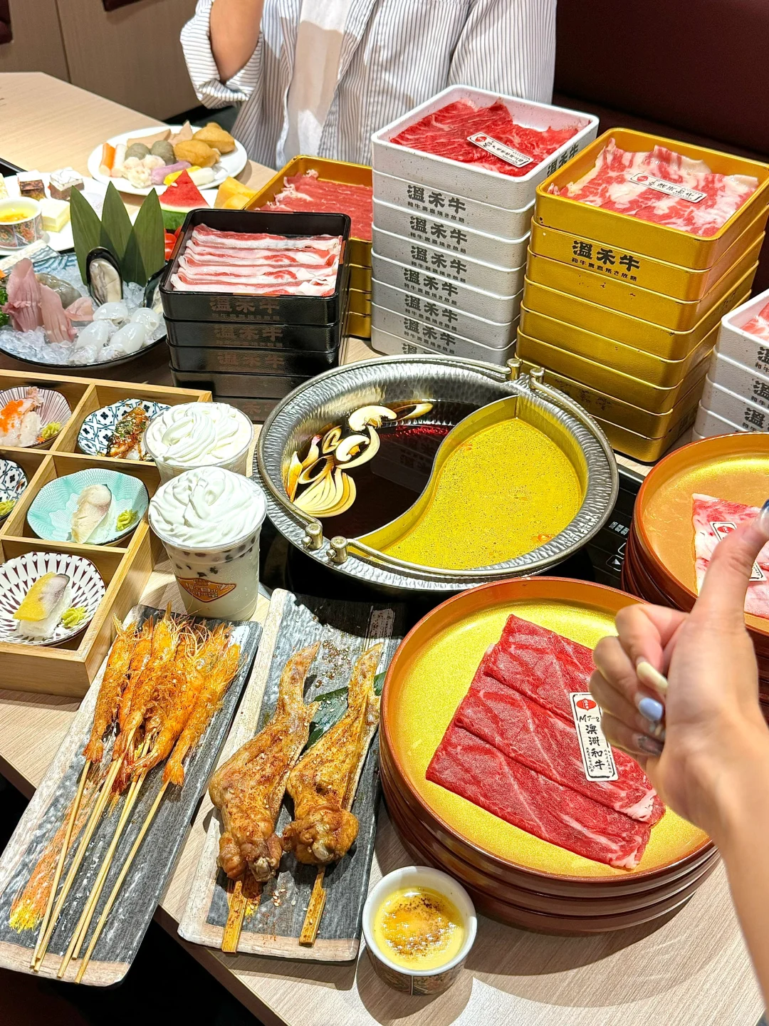 今年真的不敢去吃寿喜烧自助了……😭