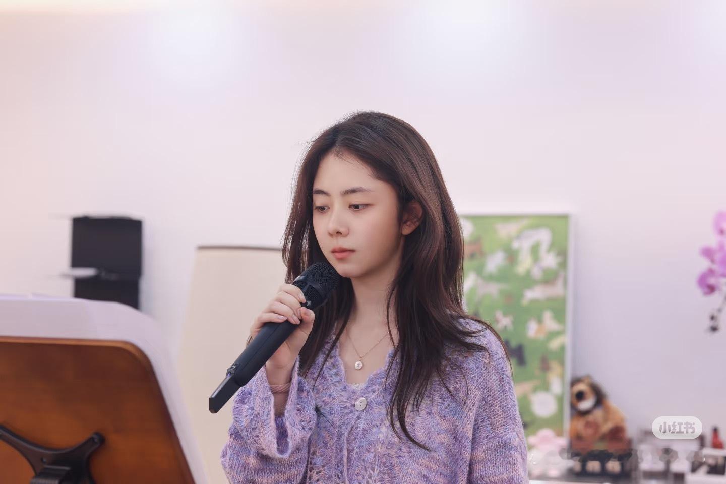 谭松韵  tsy谭松韵兰香如故 tsy 谭松韵许兰香你的美貌在我心里收藏。比今天