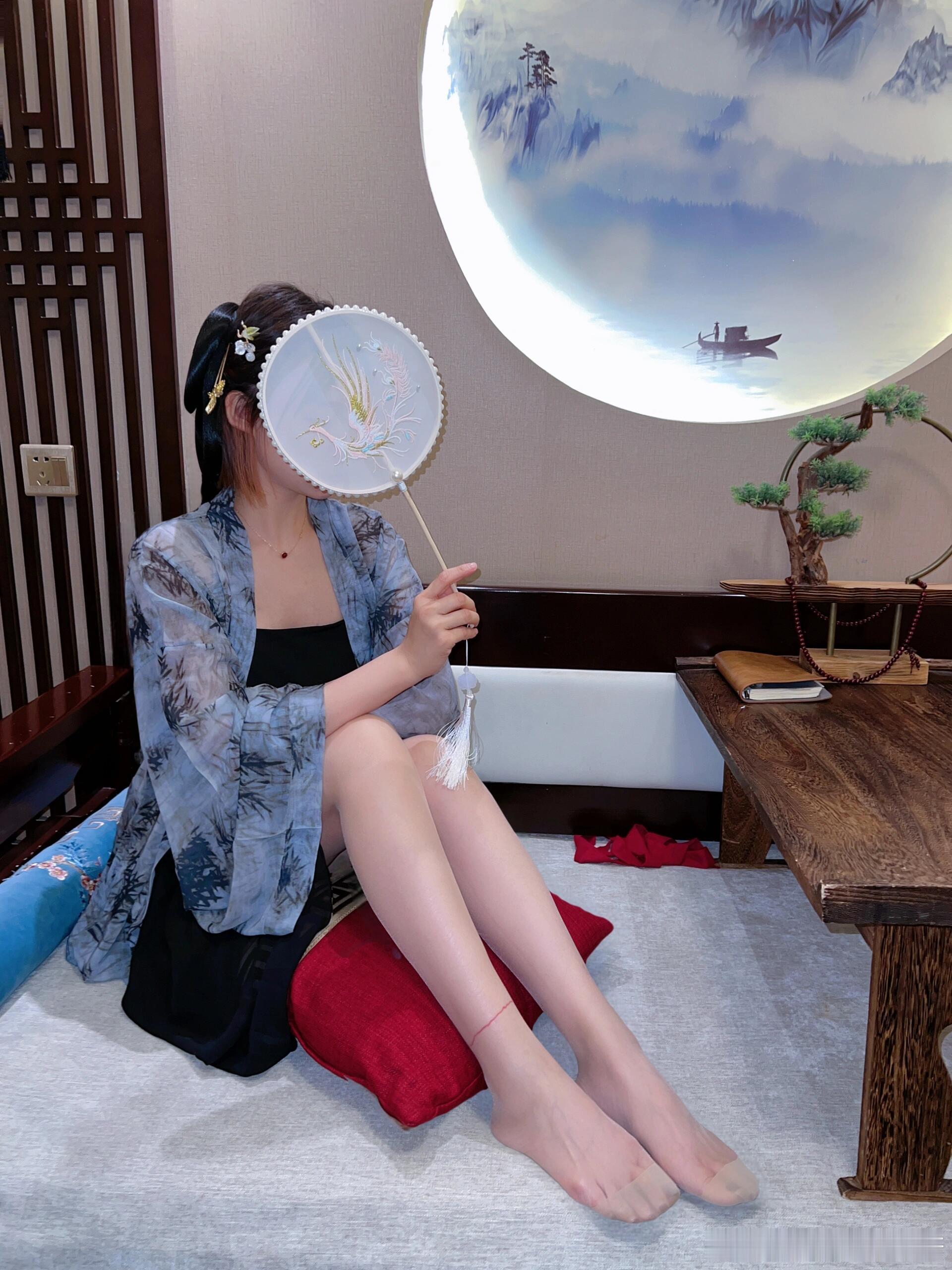汉服配丝袜～ 