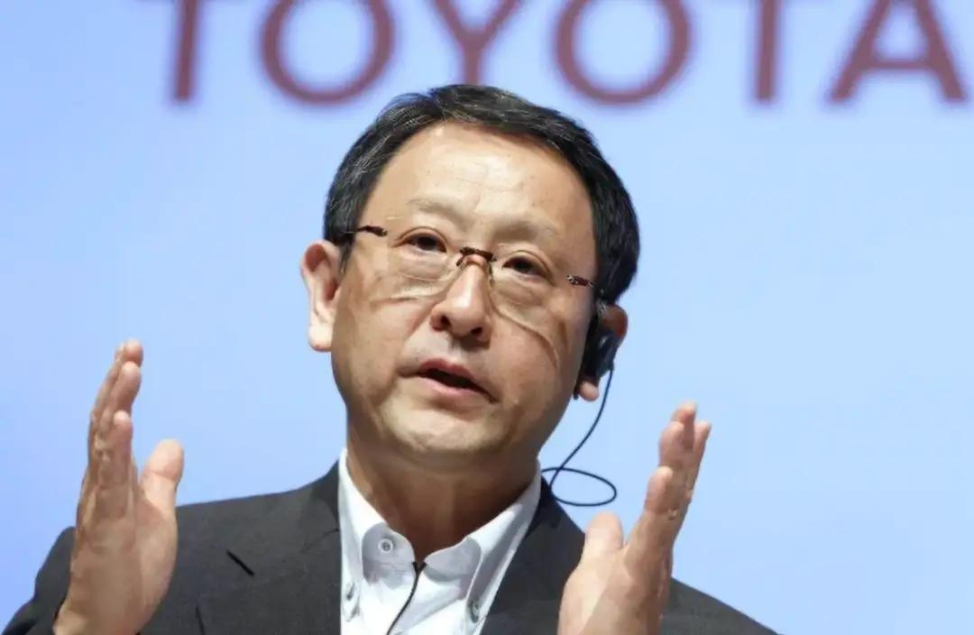 丰田章男：日本汽车行业有550万人！如果纯电成了唯一选择，那些干了一辈子发动机的