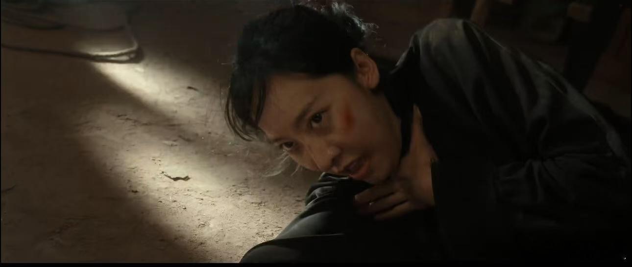 曲弦是白夜破晓里的顶级战斗力 只能说这样的一个白夜破晓也是相当的精彩了，而且也是
