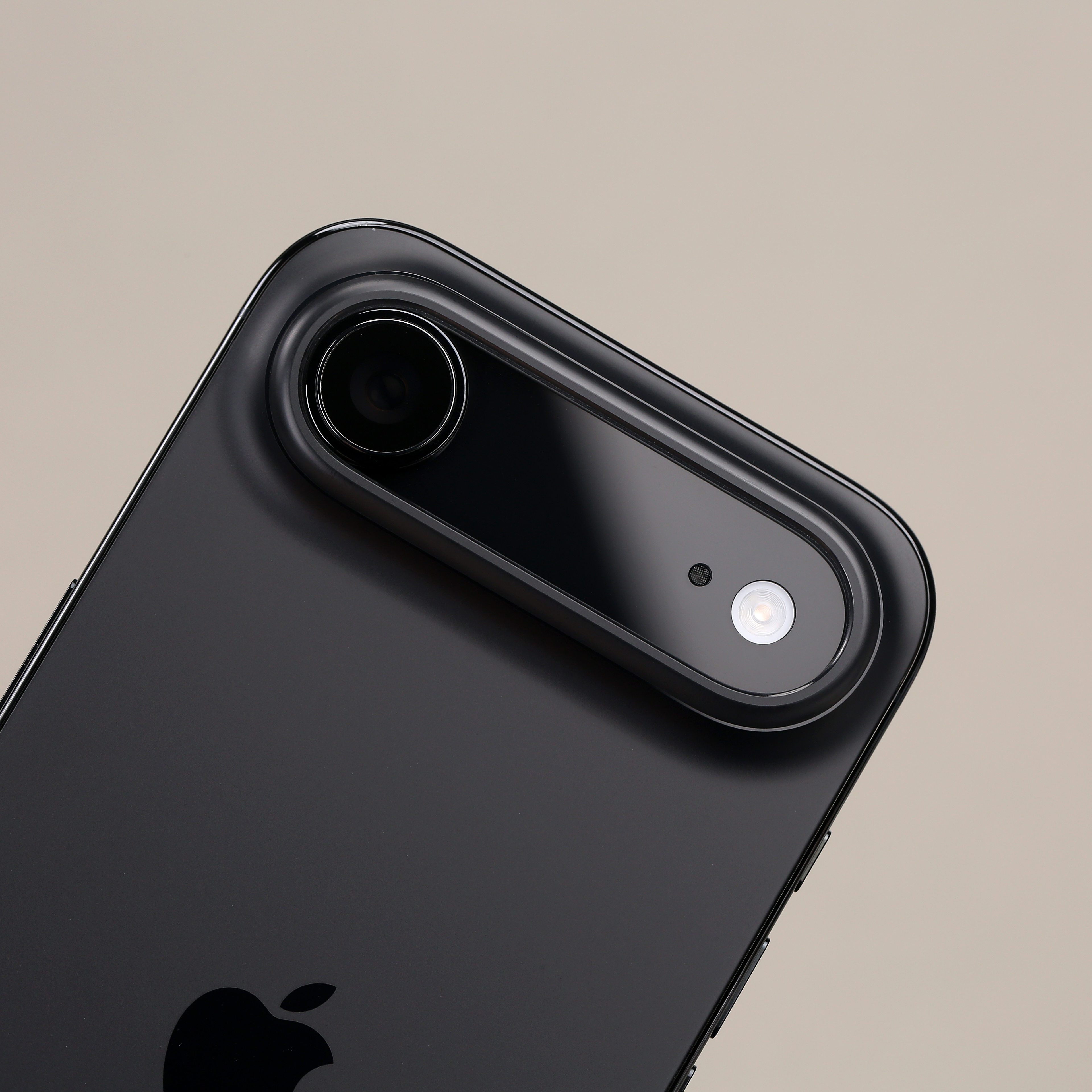 iPhoneAir 平嵌小镜圈今天刚上就卖了260多个Air 真是个宝藏手机