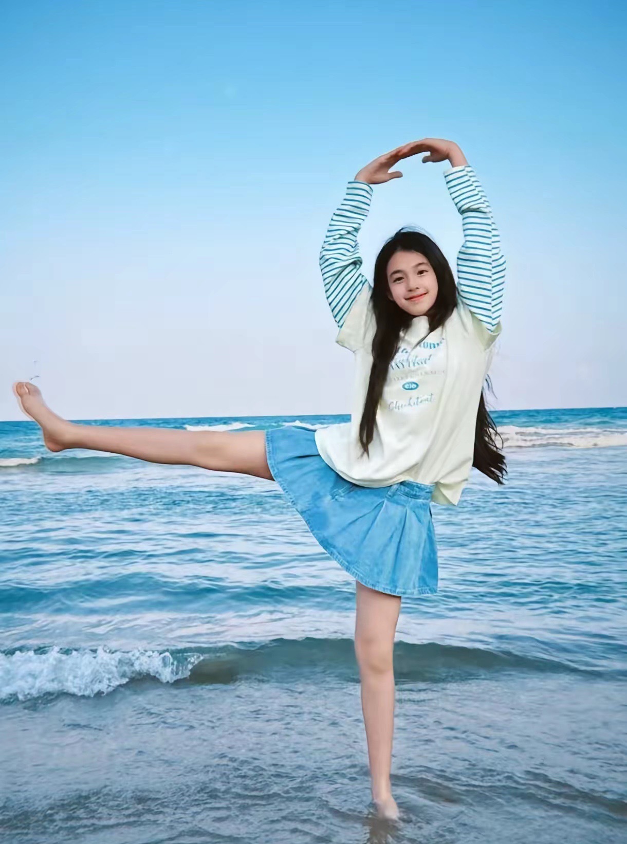 感觉刘畊宏的女儿小泡芙也很有明星脸，从小美到大，难怪爸爸去哪儿的时候，陈小春秒变