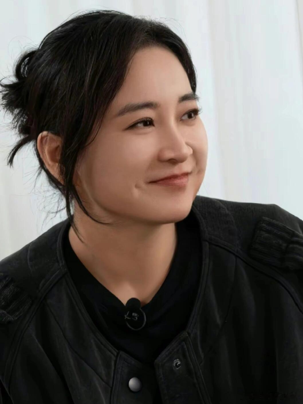 贾玲，马丽，张小斐她们女喜剧人长得好看的同时又输出非常多的快乐 ​​​