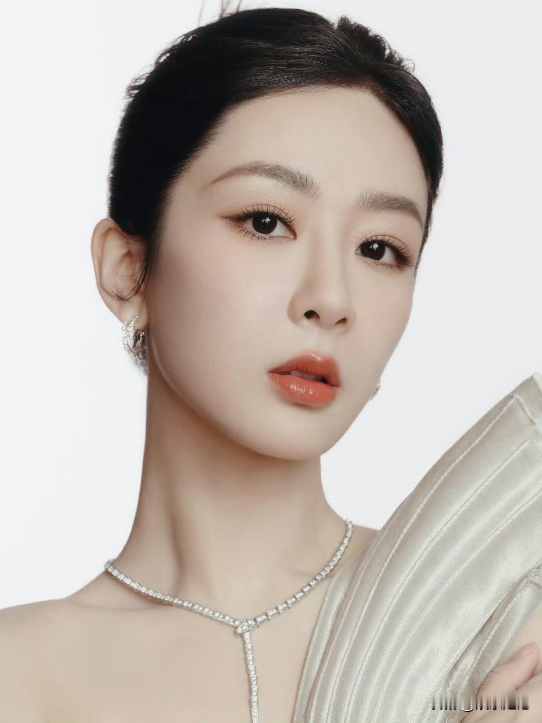 杨紫 x 高跟美腿