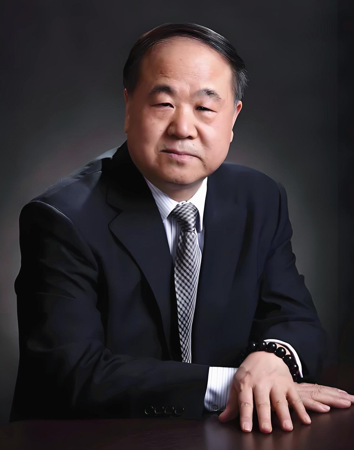 莫言说：
“人这一辈子，和舒服的人在一起。包括朋友和亲人，觉得累了就躲远一点，取