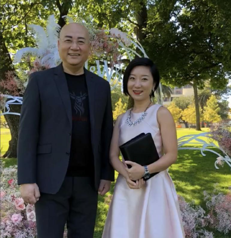 这是陈丽华的孙女儿，也就是陈丽华大儿子赵勇的女儿。可能很多人关注陈丽华和迟重瑞的