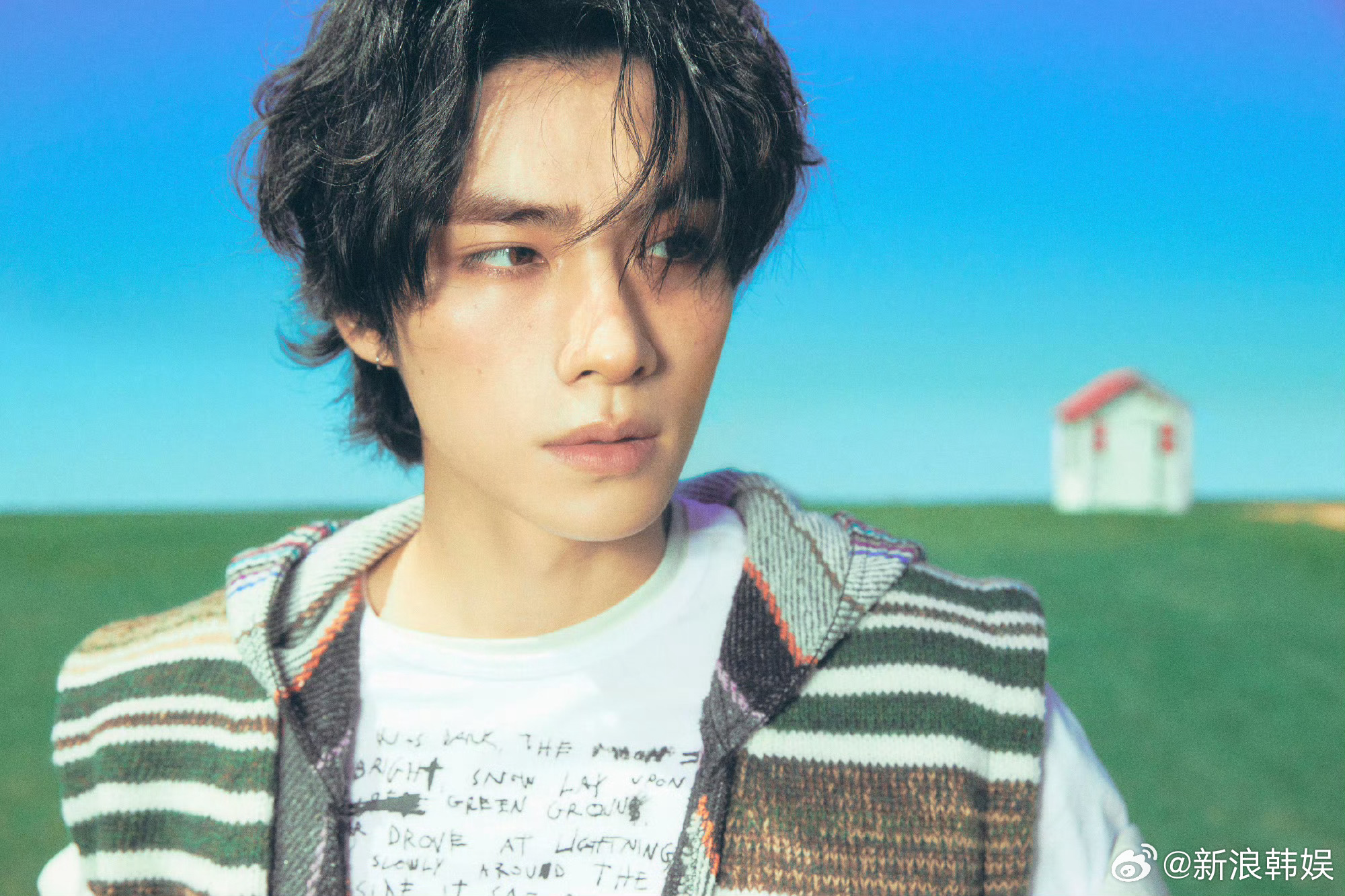 肖俊首张SOLO专辑肖俊肖俊  《Hey, Somebody》Image Tea