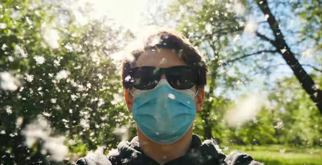 春日“渡劫”指南：别让过敏，成了你的“紧箍咒”

诸位朋友，今儿咱们单说一桩发生