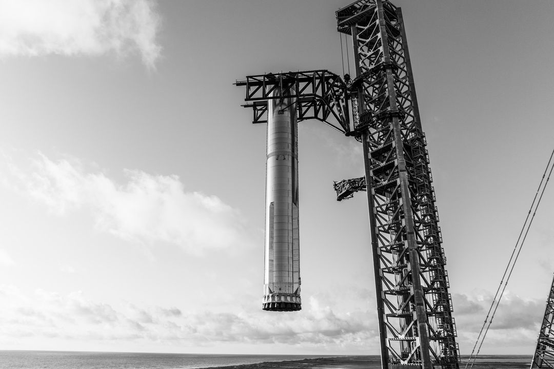 马斯克，spacex 致敬 《流浪地球2》 ​​​