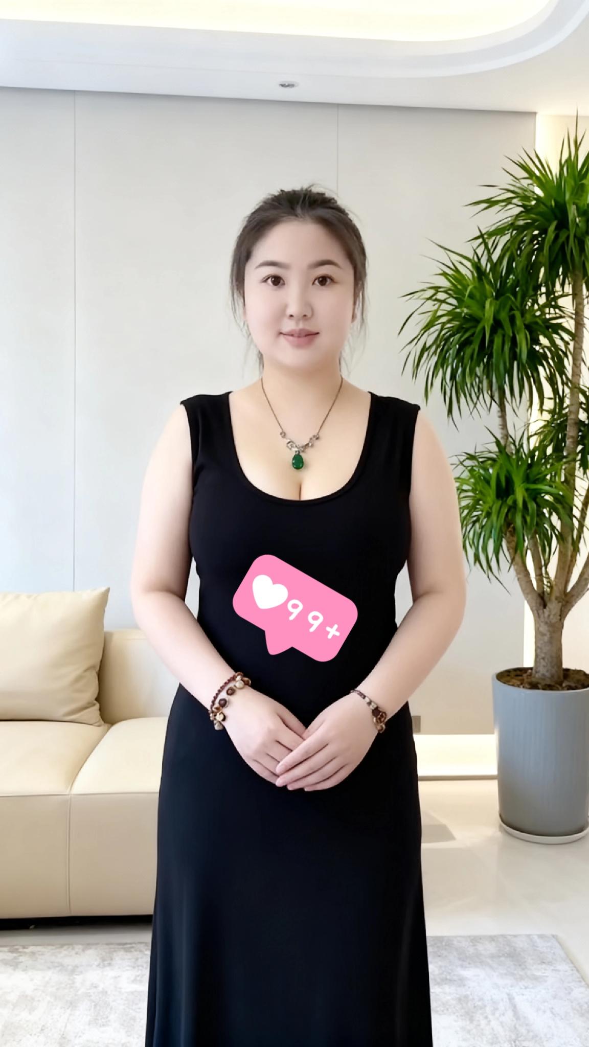 没有老女人，只有懒女人。

女人是上天赋予人类最好的礼物，在心爱人的眼里，女人永