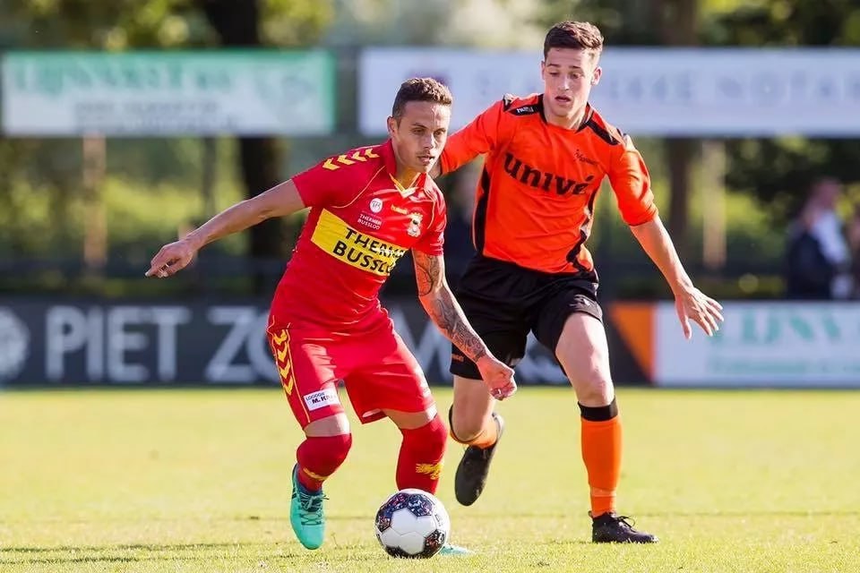 今日继续朝着好的方向出发！作品：亚特兰大vs尤文图斯    尤文图斯状态稳定，亚