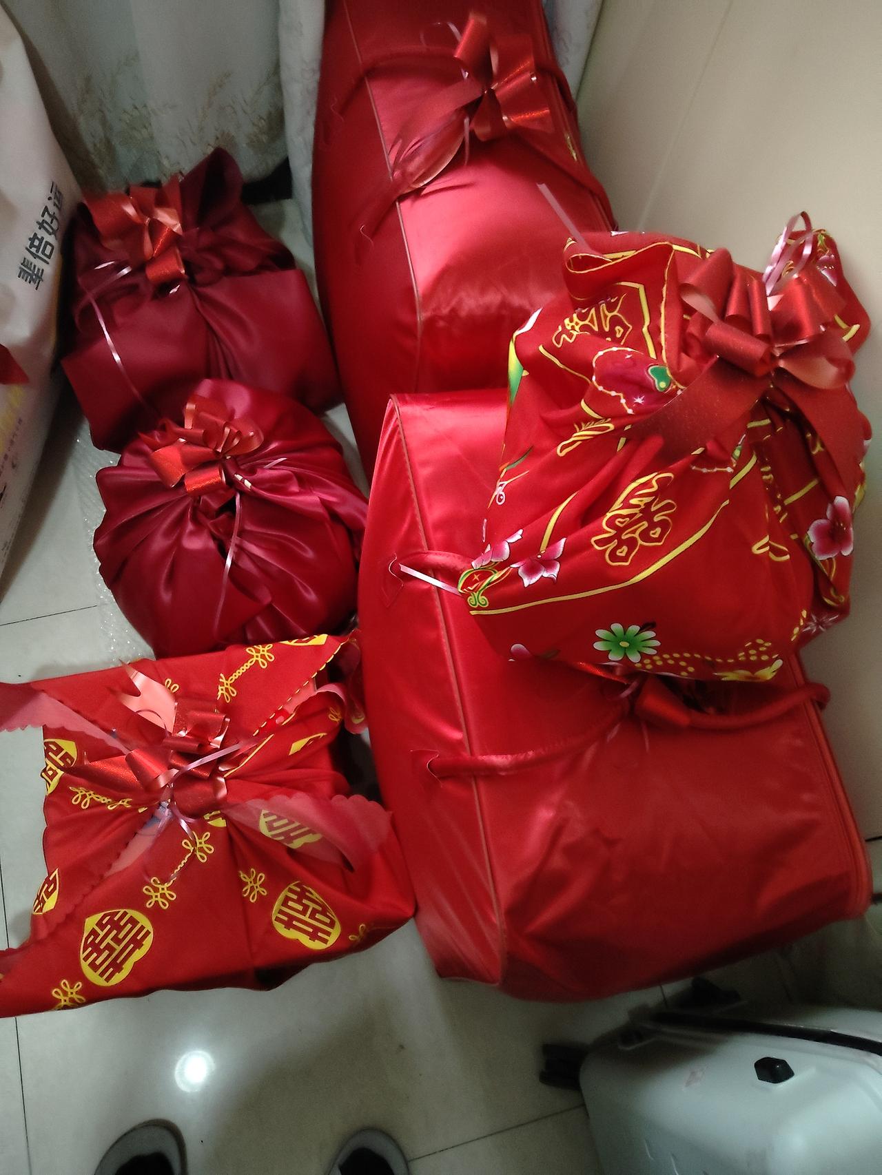 我有一个问题不明白，不是很清楚，想问问万能的友友们，就是即将结婚的女儿结婚之前需