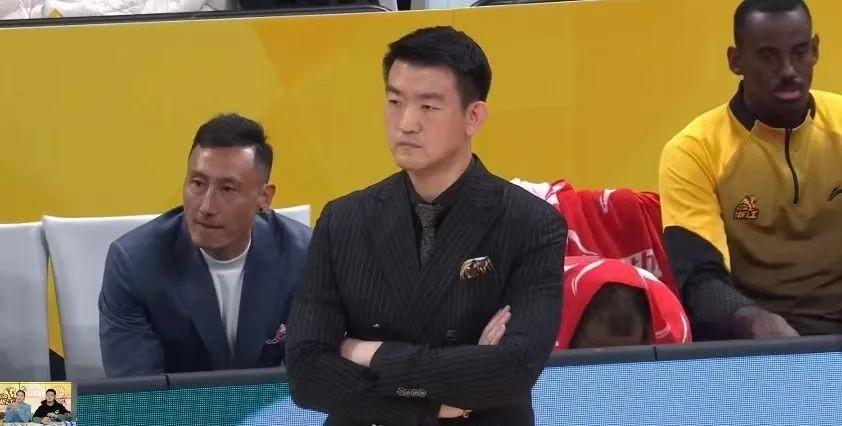 今晚CBA巅峰战！广厦主场18战全胜迎战残阵广东，杜锋如何破局？

浙江广厦的主