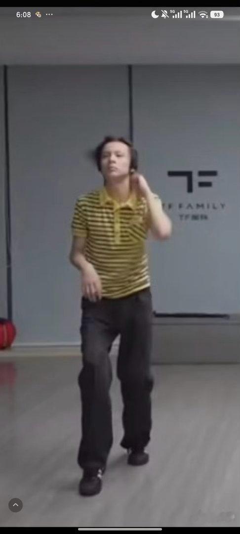一直以来确实太给汗毛和陈思罕 脸了，让他们忘了自己其实是一群小偷，偷走别人的曝光