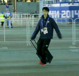 还在写呢啊，没有偷懒儿。戊辰月的月运真的不好写，各位稍等会儿，大概6点半能发。 