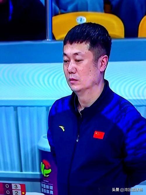 世锦赛十六强的惨痛失利，彻底撕开了中国女排“打整体”的遮羞布。当李盈莹和吴梦洁被