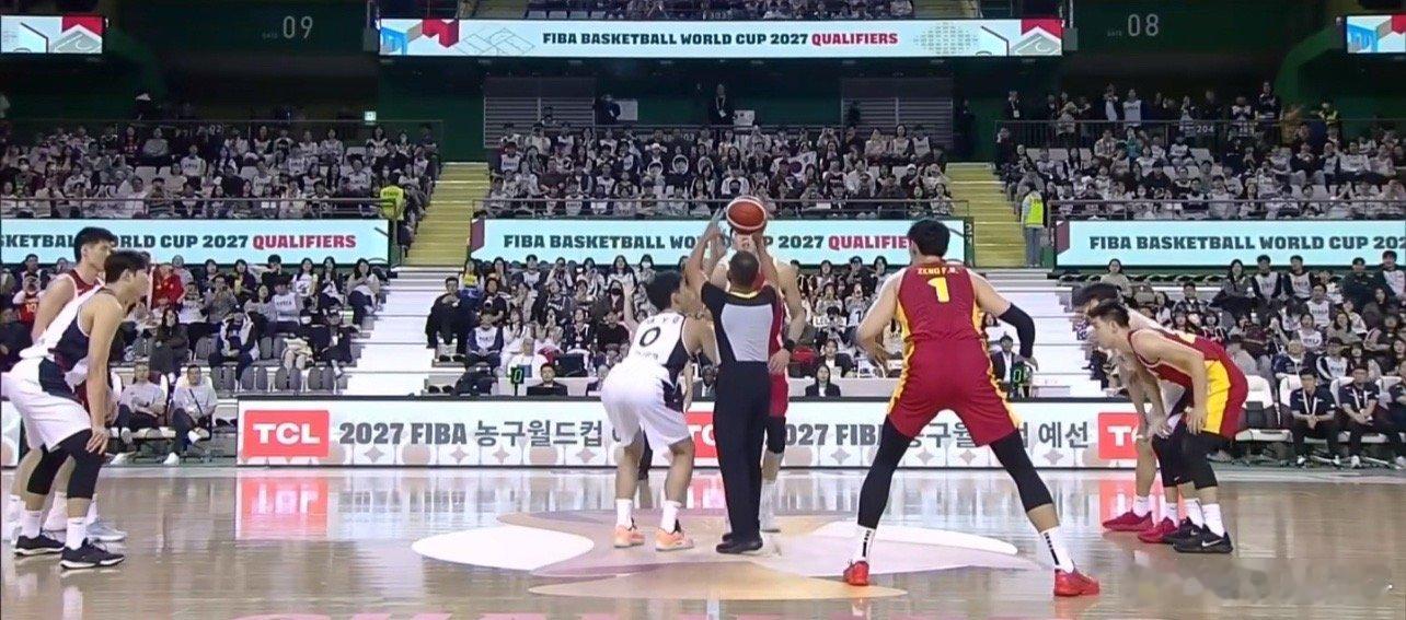 苏群第一次没看完男篮比赛全运会时期原班广东队去打韩国，都不会打成这样，输35分 