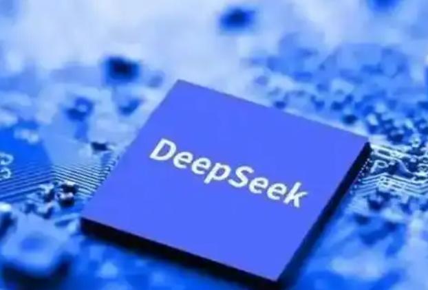 藏不住了！DeepSeek V4推迟3个月，竟为等华为这张王牌破局。全网沸腾！D