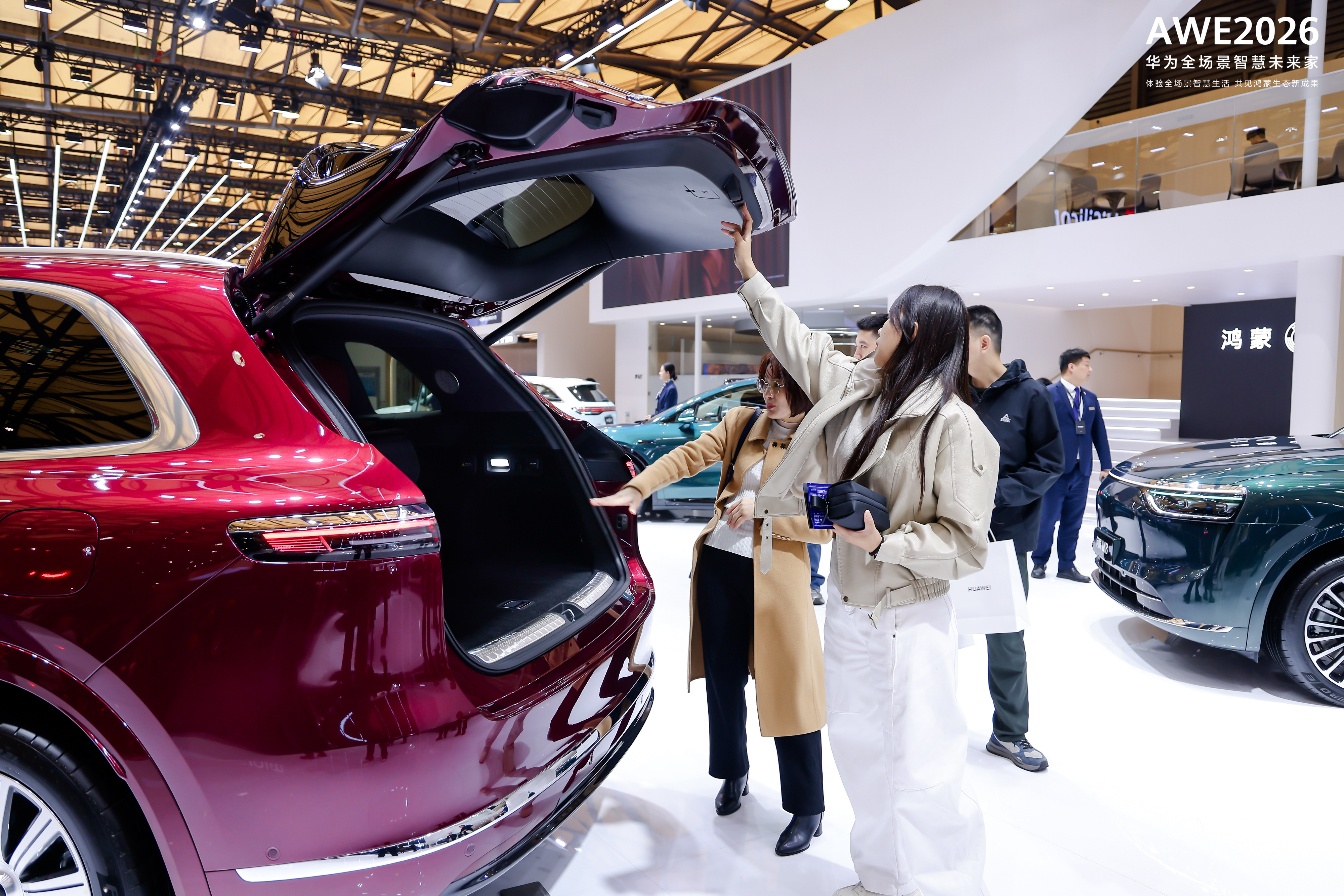 尼尔森报告称问界M7净推荐值达85%问界M7累计交付已经超过43万台，市场表现挺