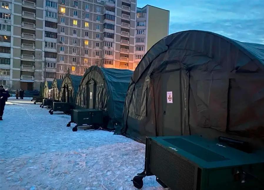 乌克兰首都基辅的特罗耶什奇纳区现在呈现出的是一幅大都市出现系统性能源危机之后的景