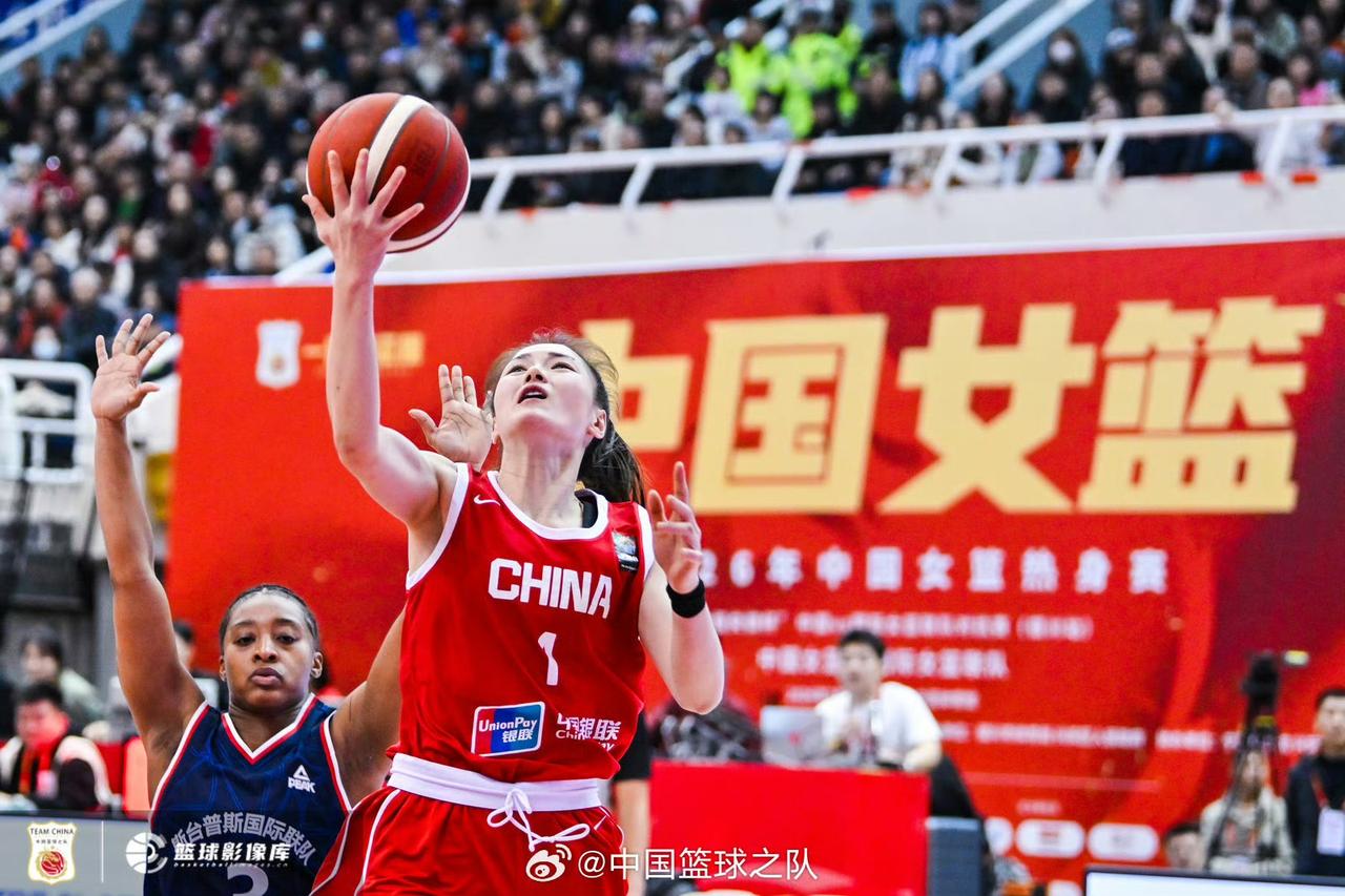 张曼曼终于成为国家队的正式一员

江苏女篮张曼曼，这个球员备受关注，在关注女篮的