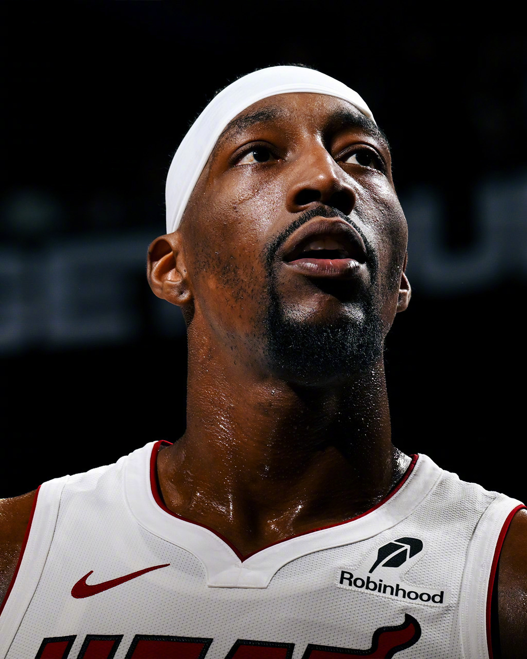 错失绝杀！里程悲！今天阿德巴约正式超越格伦·赖斯（9248 分），升至热火队史得