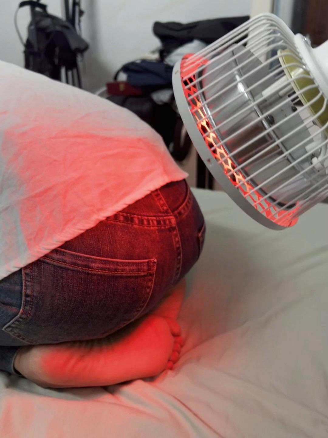 跟风买的烤灯，结果真把自己多年的宫寒痛经给改善了，听说备孕、炎症也能用...