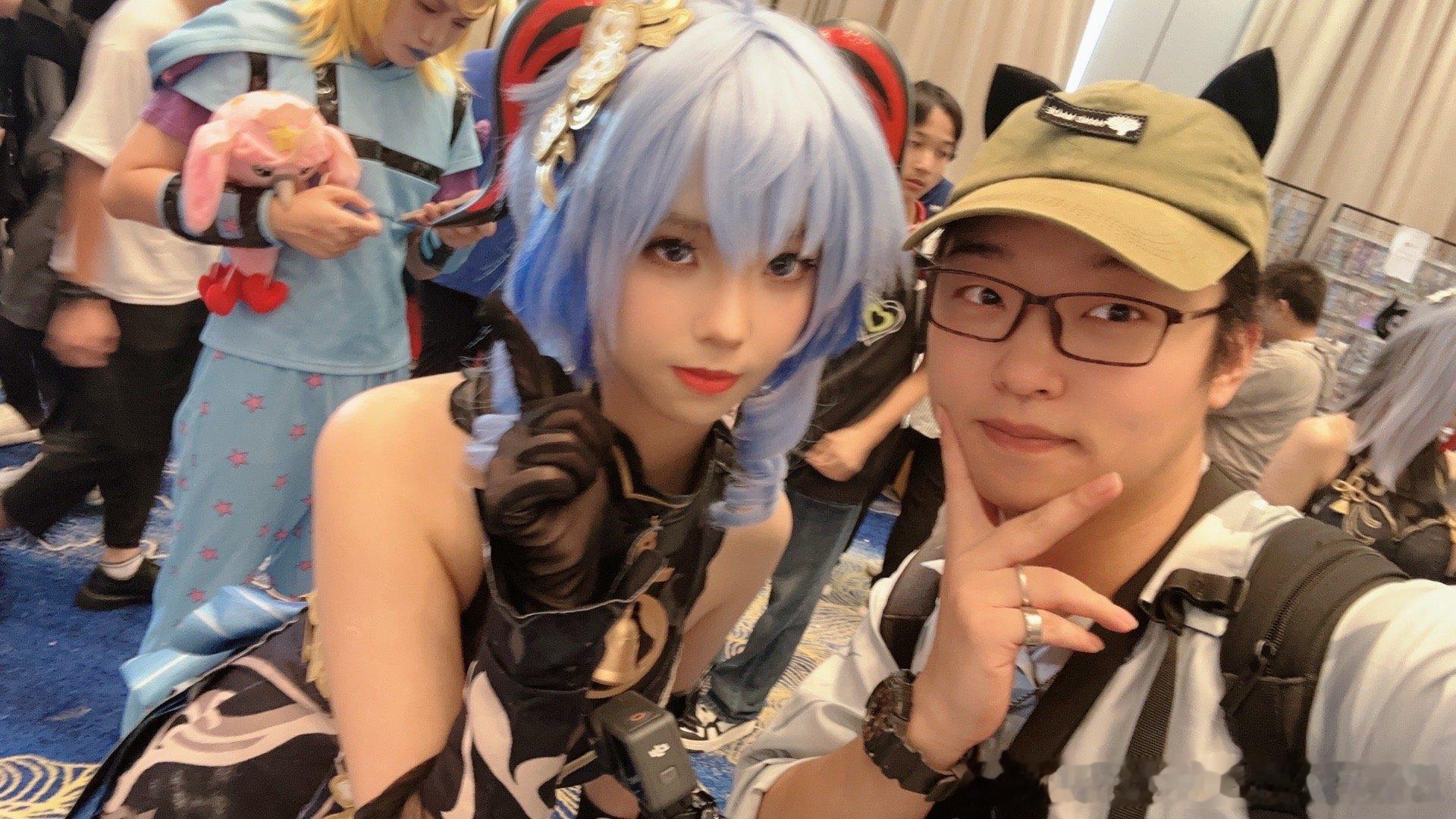 #cosplay[超话]# 三亚幻梦国风动漫展 PART.2 场照也在修两张发.