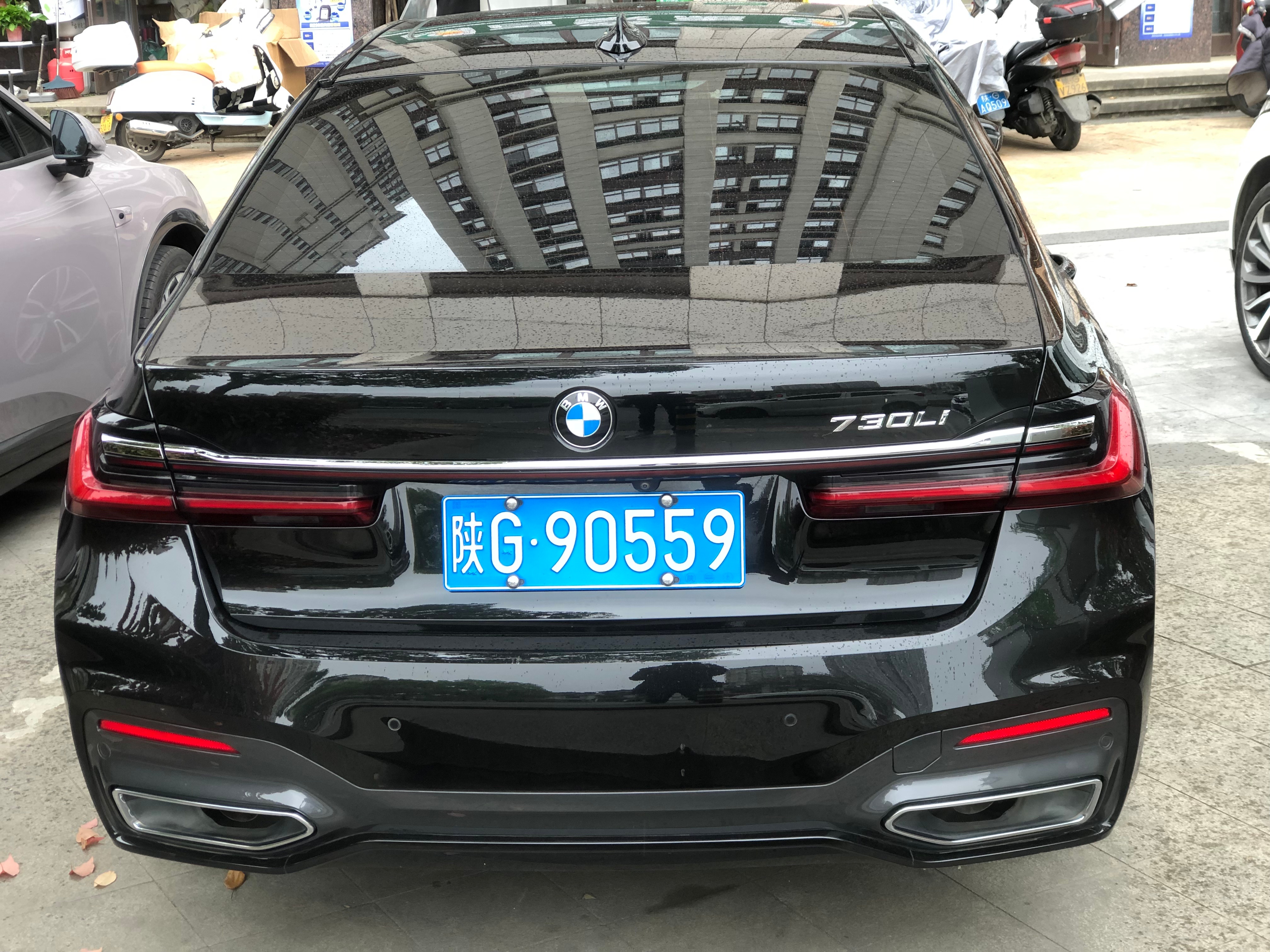 全球车牌 陕G90599宝马730Li 安康·万达广场