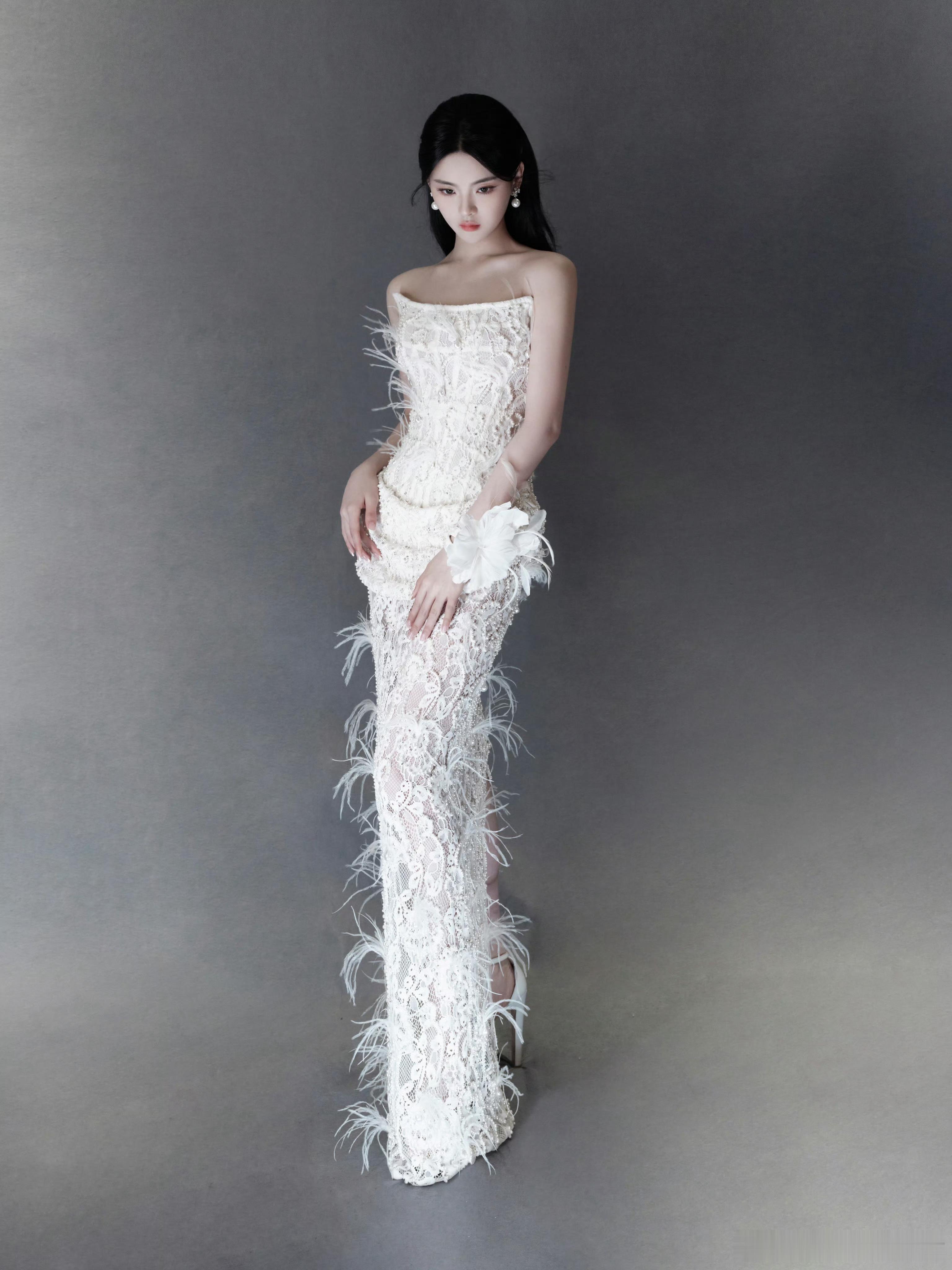 杨超越这套穿的真美，美人鱼🧜‍♀️🧜‍♀️ ​​​