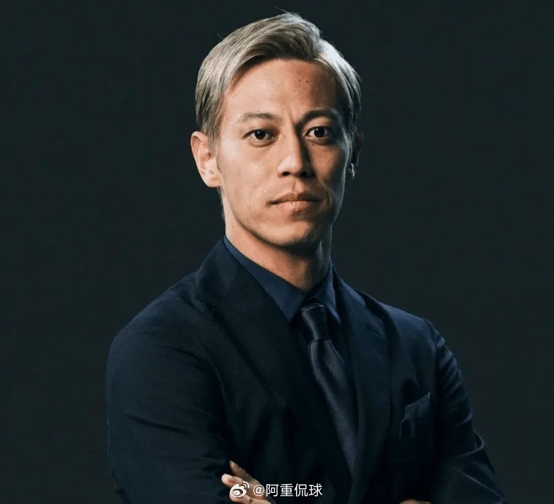 日媒报道日本足协向森保一开出一年续约合同，本田圭佑在社媒上发言，表达了想成为日本
