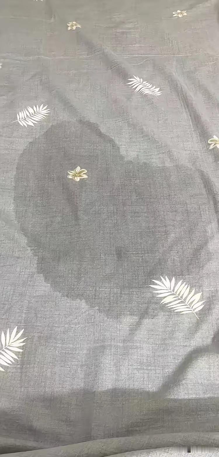 这才是真正的高手！

男人提前下班回家，门一开，床上躺着自己老婆，和一个陌生男人