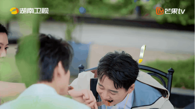 #郭麒麟毛不易秦霄贤叠字男孩# 完了，这叠字是开始人传人现象了吗[笑cry]怎么