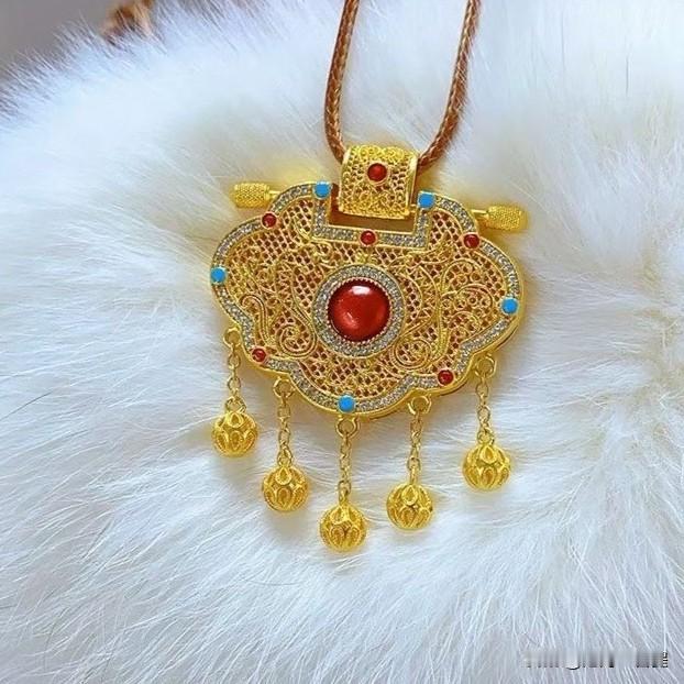 女人还是成熟点好，
有的女人就像三岁孩子，
喜欢伸手给别人要糖吃，
向不会给你糖