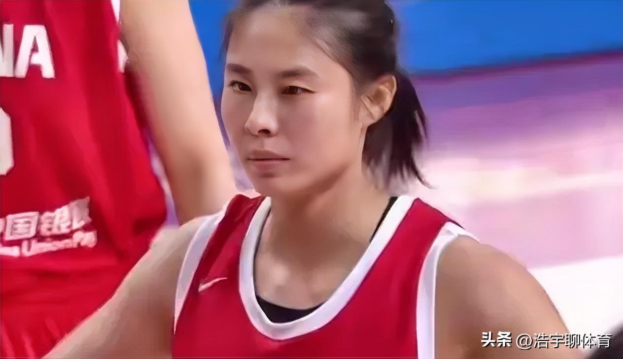 国家女篮战胜巴西队，不是张子宇，也不是大宝贝，她才是致胜功臣，宫鲁鸣点名表扬。