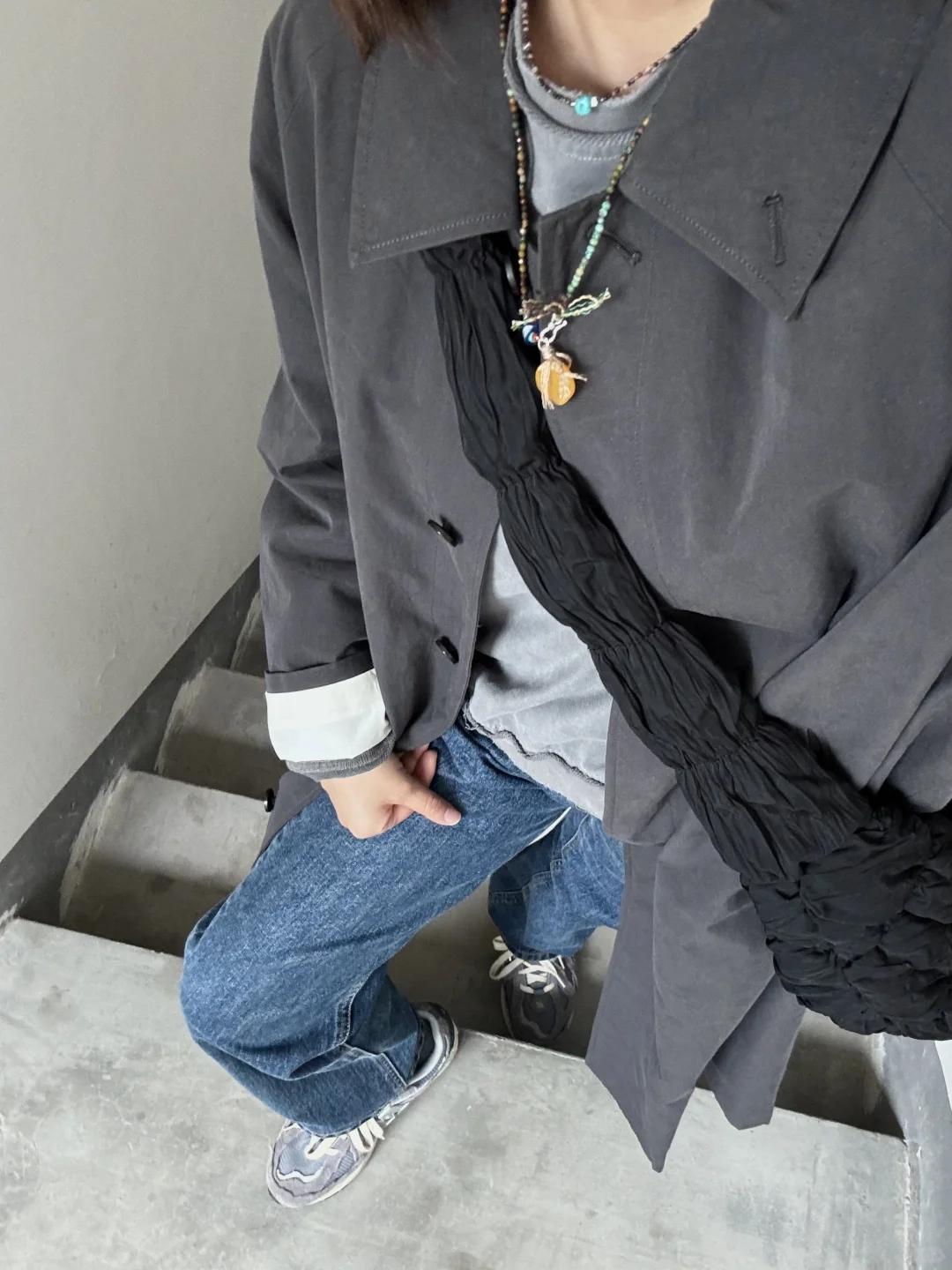 灰色风衣 look