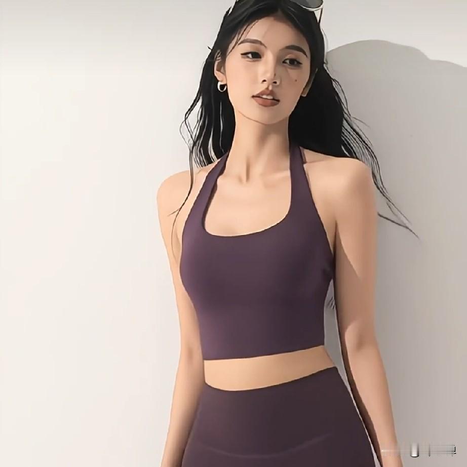 今早试着来个低心率跑，12.66公里平均配速6'34''，平均心率133。
一开