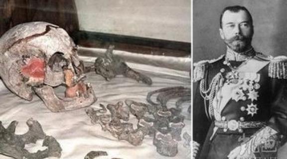 1958年，23岁的伊拉克国王费萨尔二世被处决，他的双脚被砍掉，衣服也被扒光，只