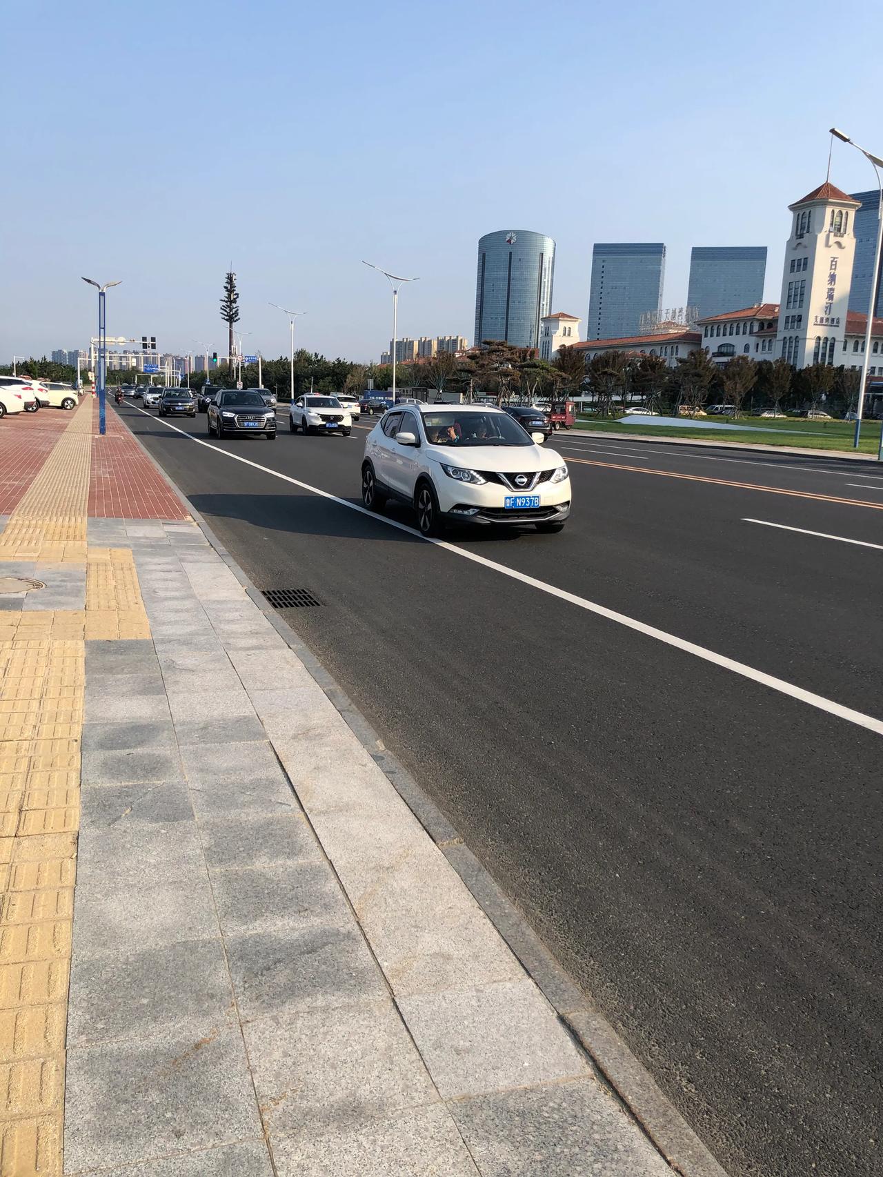 今天天气晴朗☀️
-2～11度
适合洗车
我把车都洗干净了
等待过年
春节前后