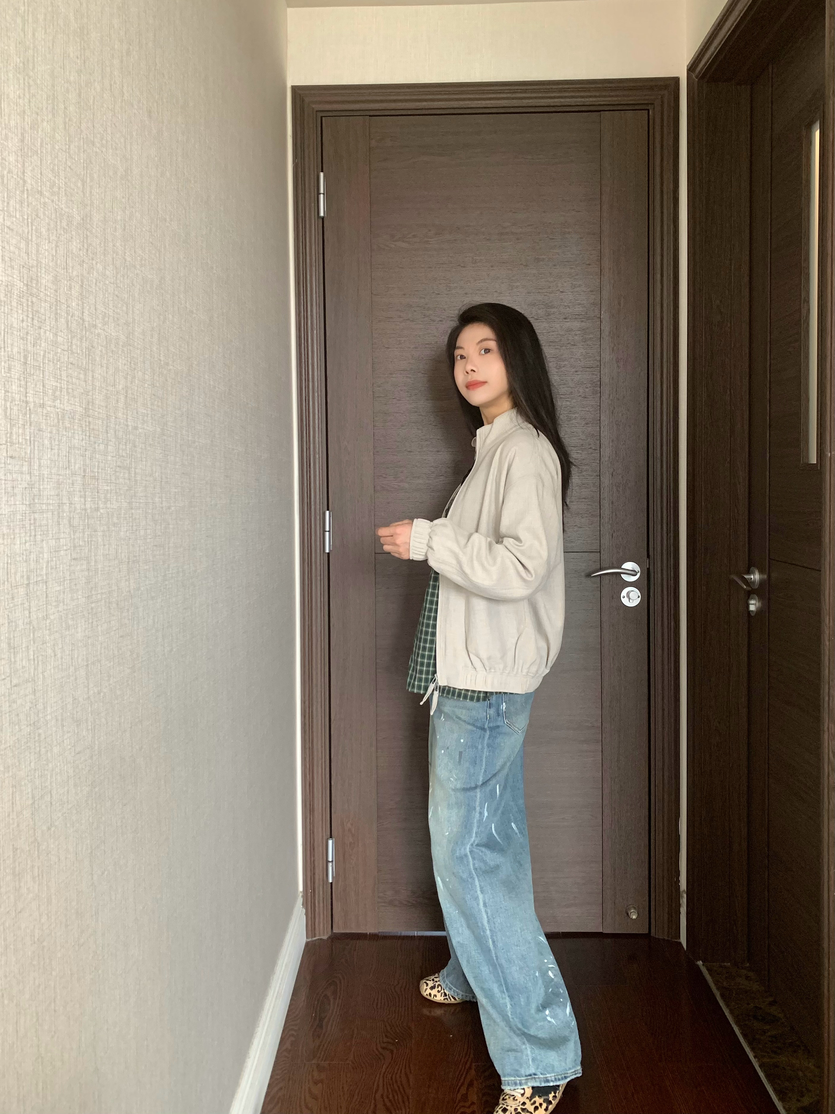 穿搭ootd小yao穿搭给生活加点flow沉浸式入秋早秋基础款混搭｜休闲松弛感浅